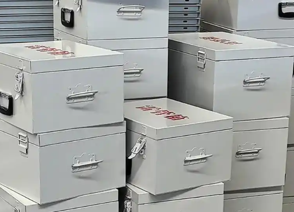 东源雷管箱的选择应该考虑哪些因素？