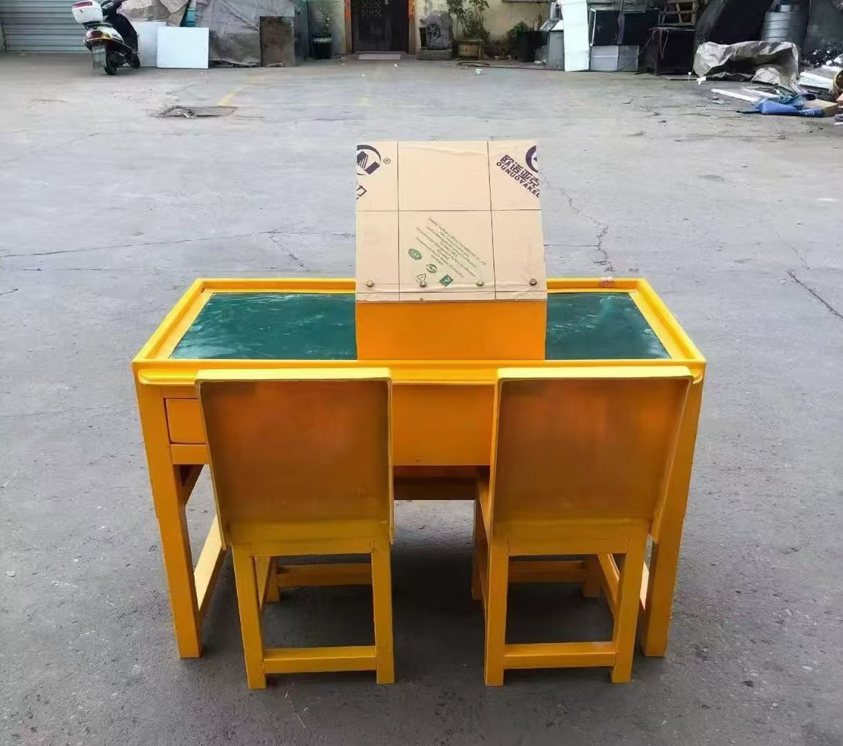 东源防静电导通桌井下煤矿火工品发放桌：危险品流转的安全守护者